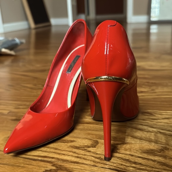 Louis Vuitton Red Patent Leather High Heels Size 39 - Picture 4 of 7